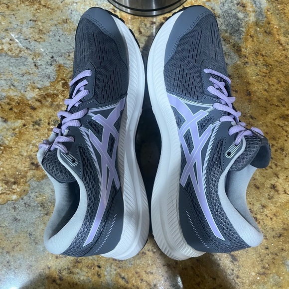 ASICS Gel Contend 7 size 8.5 - Picture 7 of 9